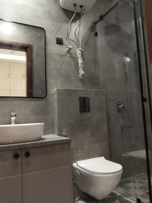 3 BHK Builder Floor in Kailash hills, Delhi