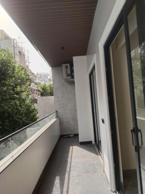 3 BHK Builder Floor in Kailash hills, Delhi
