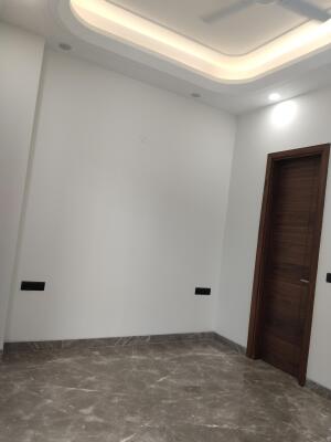 3 BHK Builder Floor in Kailash hills, Delhi