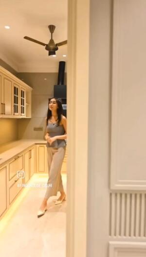 3 BHK Builder Floor in Defence Colony, South Delhi