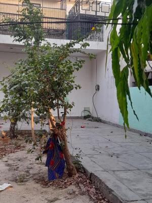 Residential land / Plot in Sector 37, Greater Noida
