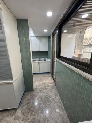 4 BHK Builder Floor in South Extension 2, Delhi