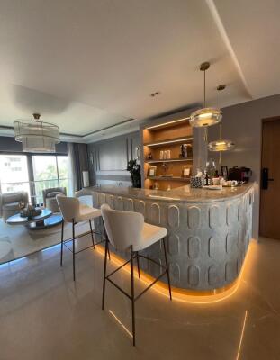 3 BHK Flat in Bandra West, Mumbai