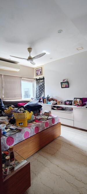 3 BHK Flat in Khar West, Mumbai
