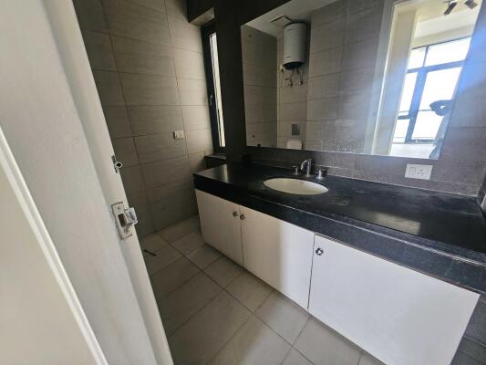 2 BHK Flat in sector 58, Gurgaon