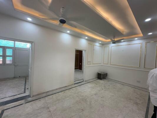 3 BHK Builder Floor in Ashoka Enclave, Faridabad