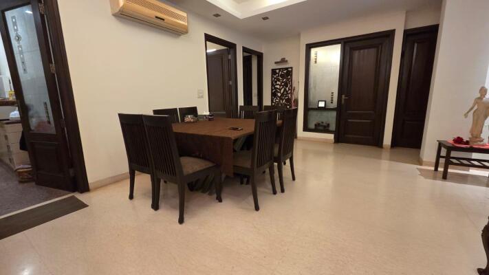 3 BHK Duplex Builder Floor in East of Kailash, Delhi