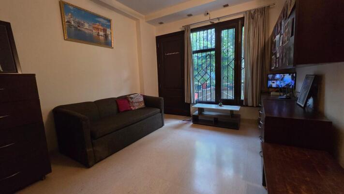 3 BHK Duplex Builder Floor in East of Kailash, Delhi