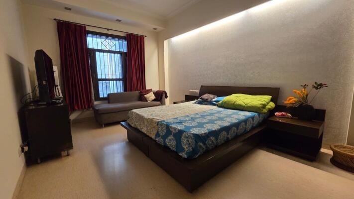 3 BHK Duplex Builder Floor in East of Kailash, Delhi