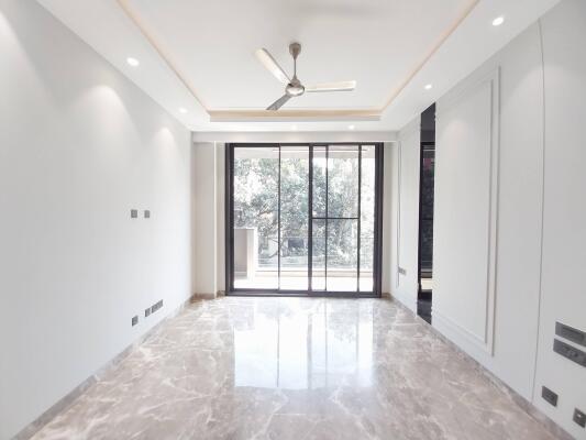 4 BHK Builder Floor in Greater Kailash, Delhi