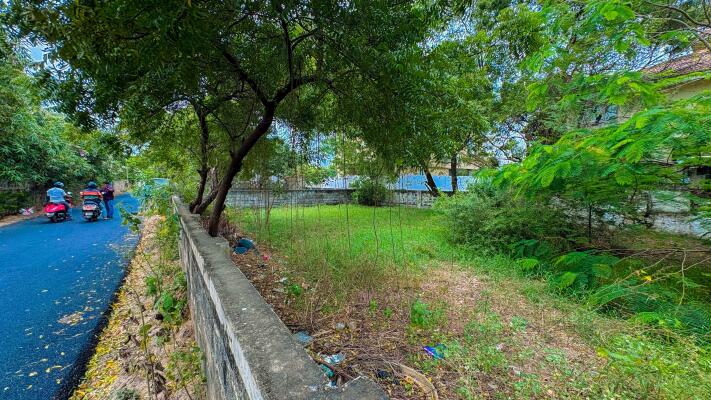 Residential land / Plot in Palavakkam, ECR
