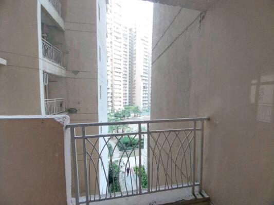 3 BHK Flat in Sector 16C, Greater Noida