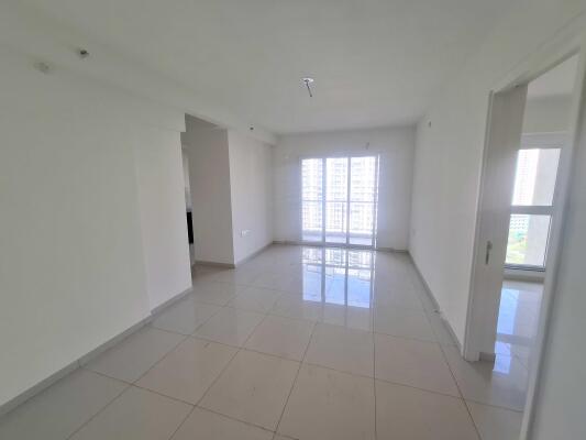 3 BHK Flat in Ghodbunder Road, Thane
