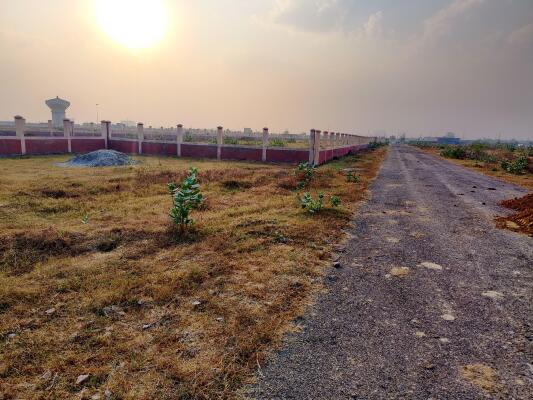 Residential land / Plot in Block G Sector-20 Yamuna Expressway, Greater Noida