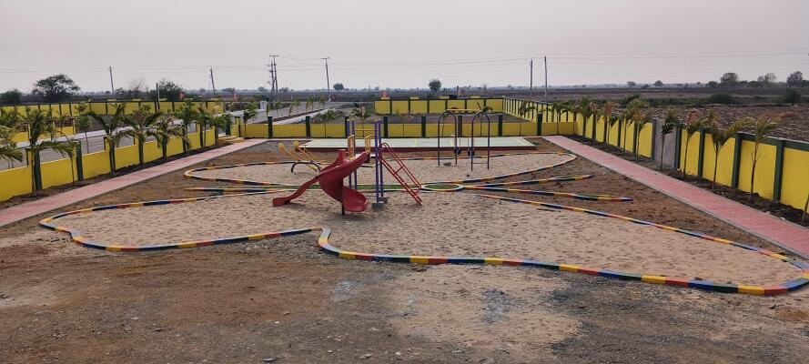Residential land / Plot in Chevitikallu Vatsavai Road, Vijayawada