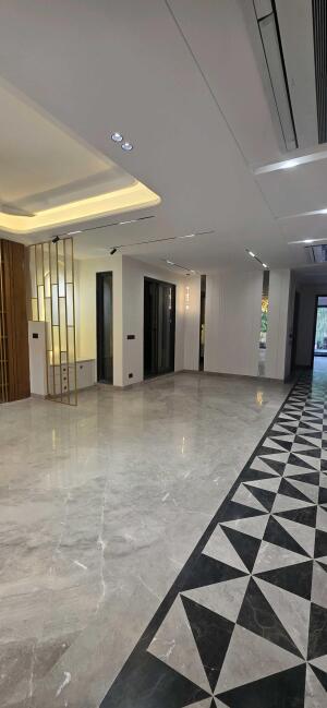 4 BHK Builder Floor in A Block Sushant Lok Phase 1, Gurgaon