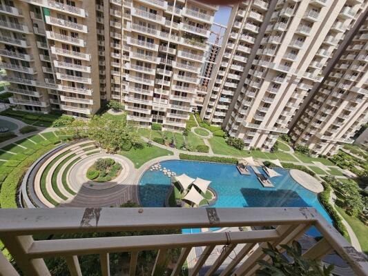 2 BHK Flat in Sector 68, Gurgaon