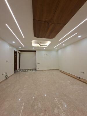 4 BHK Builder Floor in Huda, Gurgaon