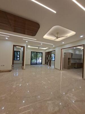 4 BHK Builder Floor in Huda, Gurgaon