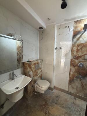 3 BHK Builder Floor in Rajouri garden, Delhi