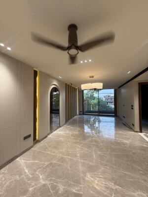 4 BHK Builder Floor in Sector 14, Gurgaon