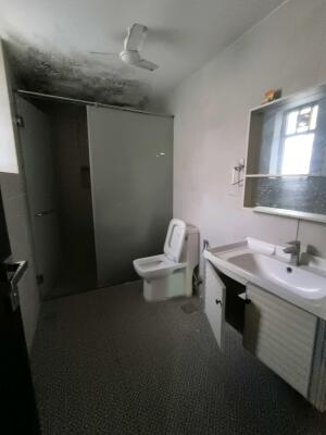 4 BHK Builder Floor in Sector 37, Faridabad