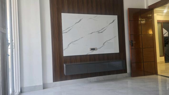 4 BHK Builder Floor in Sector 14, Gurgaon