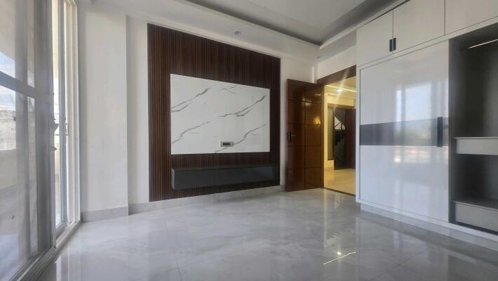 4 BHK Builder Floor in Sector 14, Gurgaon