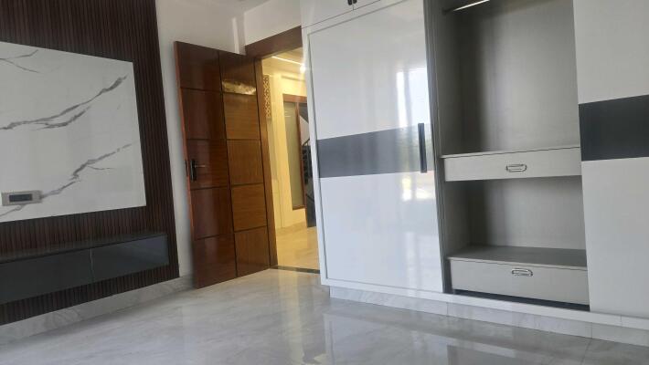 4 BHK Builder Floor in Sector 14, Gurgaon