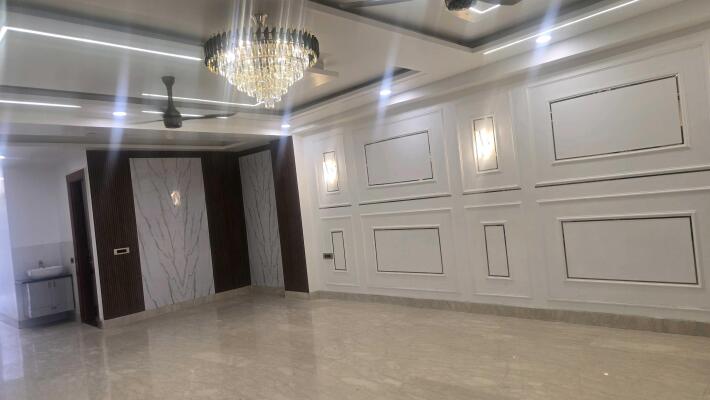4 BHK Builder Floor in Sector 14, Gurgaon