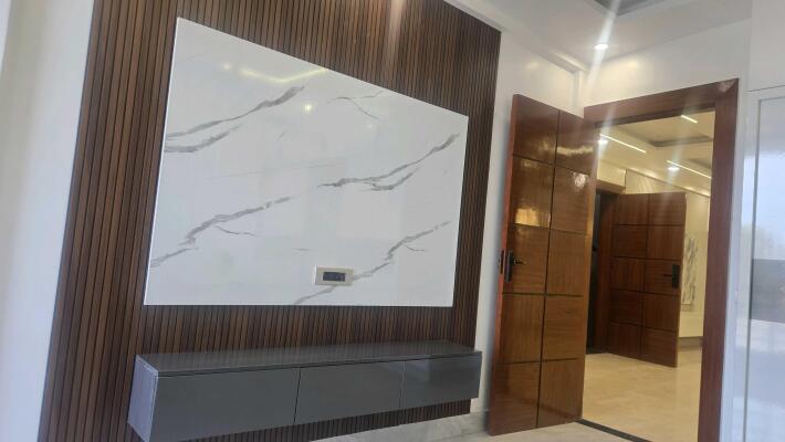 4 BHK Builder Floor in Sector 14, Gurgaon