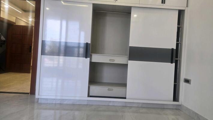4 BHK Builder Floor in Sector 14, Gurgaon