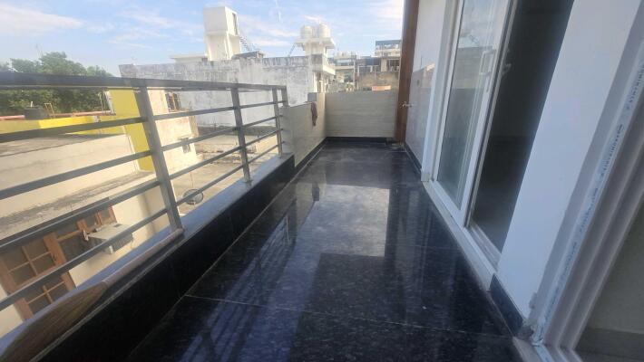 4 BHK Builder Floor in Sector 14, Gurgaon
