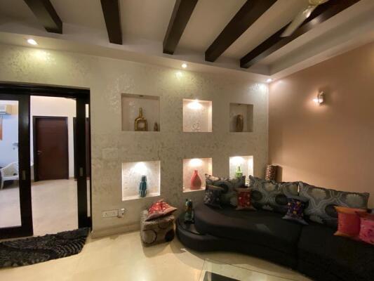 5 Bedroom House in Sector 4, Gurgaon