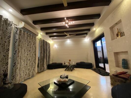 5 Bedroom House in Sector 4, Gurgaon