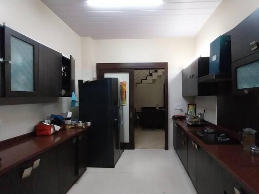 5 Bedroom House in Sector 4, Gurgaon