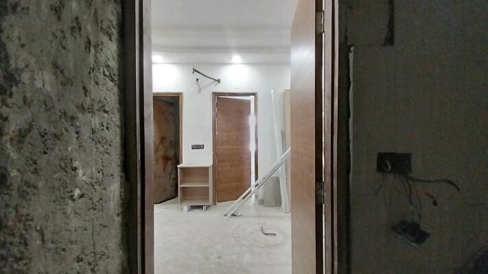 3 BHK Builder Floor in Sector 24 Rohini, Delhi