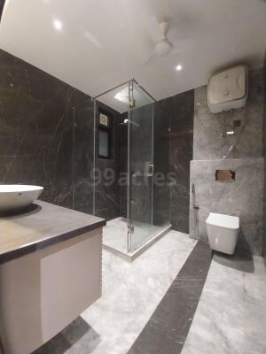 4 BHK Builder Floor in Greater Kailash, Delhi