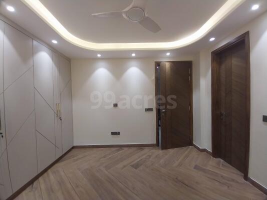 4 BHK Builder Floor in Greater Kailash, Delhi