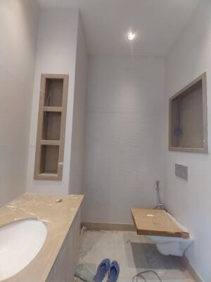 4 BHK Builder Floor in South Extension 2, Delhi