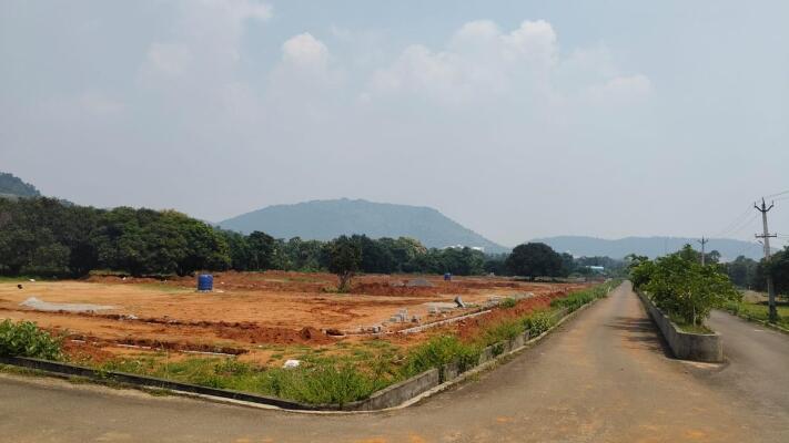 Residential land / Plot in Siruseri, Chennai
