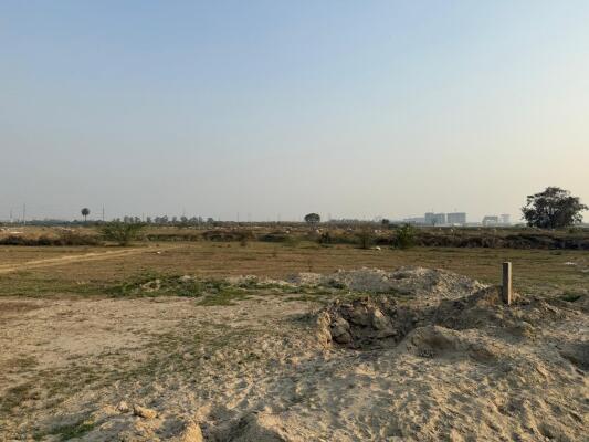 Residential land / Plot in Sector 145, Noida