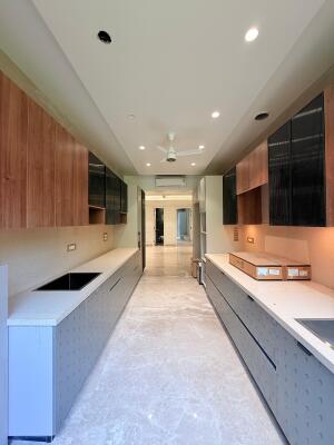 4 BHK Builder Floor in Nehru Enclave, Delhi