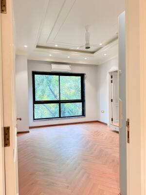 4 BHK Builder Floor in Nehru Enclave, Delhi