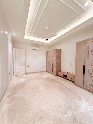 4 BHK Builder Floor in Nehru Enclave, Delhi