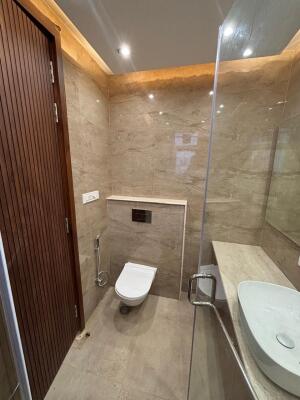 4 BHK Builder Floor in Sector 14, Gurgaon