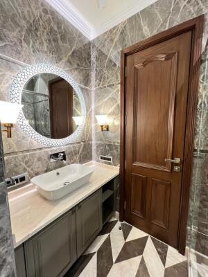 4 BHK Builder Floor in Sector 14, Gurgaon