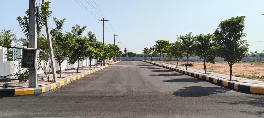 Residential land / Plot in Choutuppal, Yadadri Bhuvanagiri