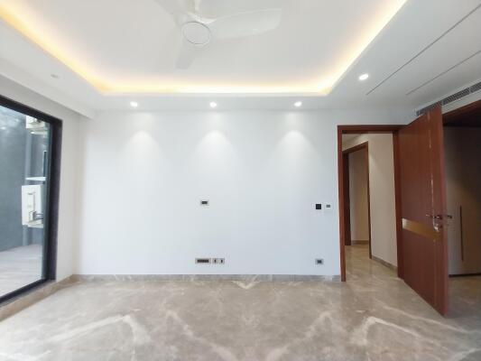 4 BHK Builder Floor in DLF Phase 1, Gurgaon