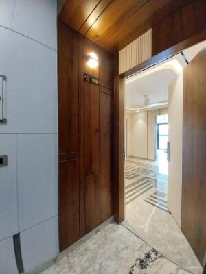 4 BHK Builder Floor in DLF Phase 1, Gurgaon